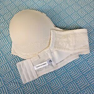 Torrid Curve Underwire Strapless Bra 42C NO STRAP